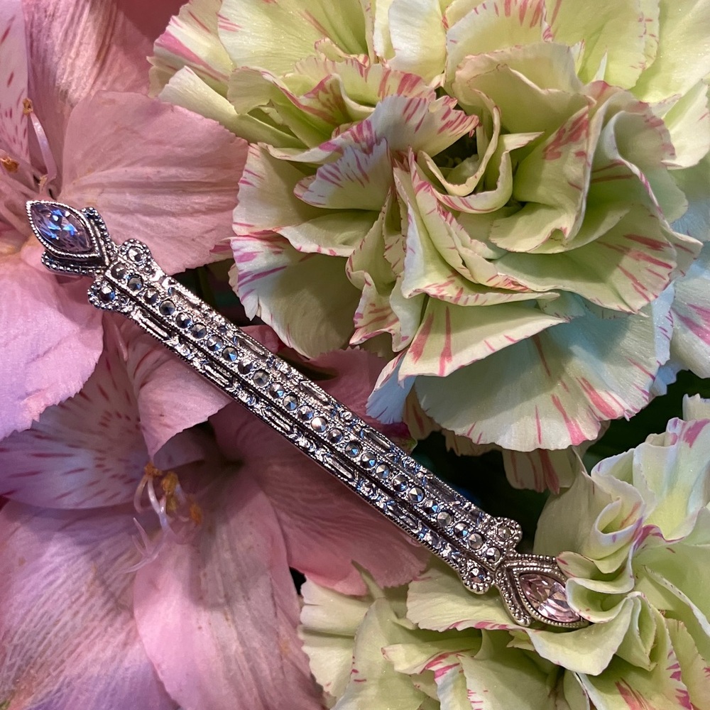 MARCASITE AND LAVENDER CRYSTAL BROOCH